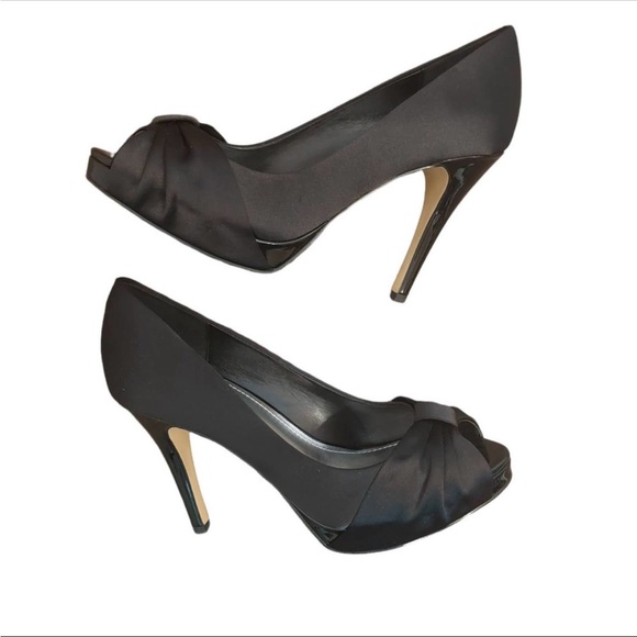White House Black Market Shoes - NWOT Size 7.5 WHBM Black Satin Peep toe heels